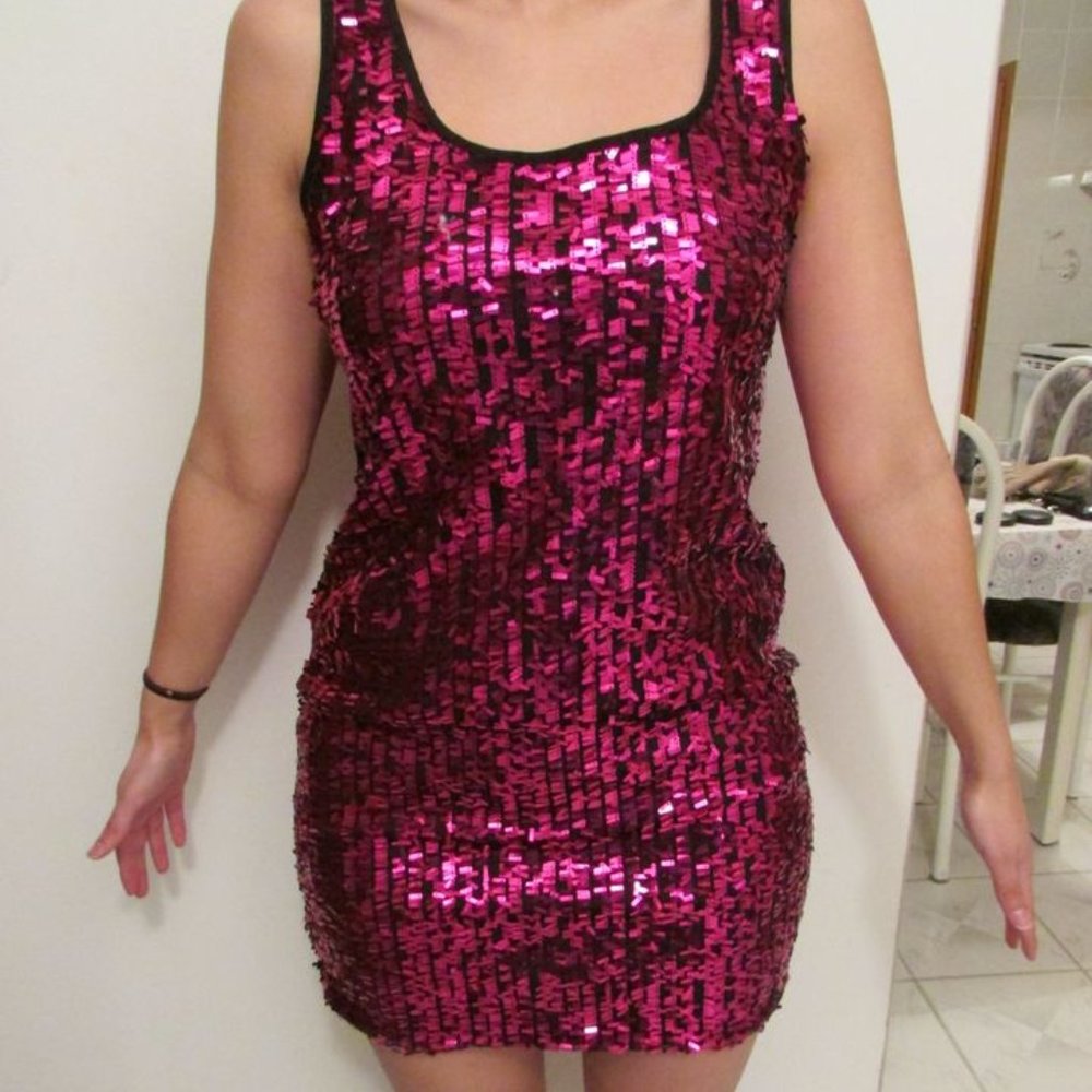 Women's Pink Sequin Dress Size Medium